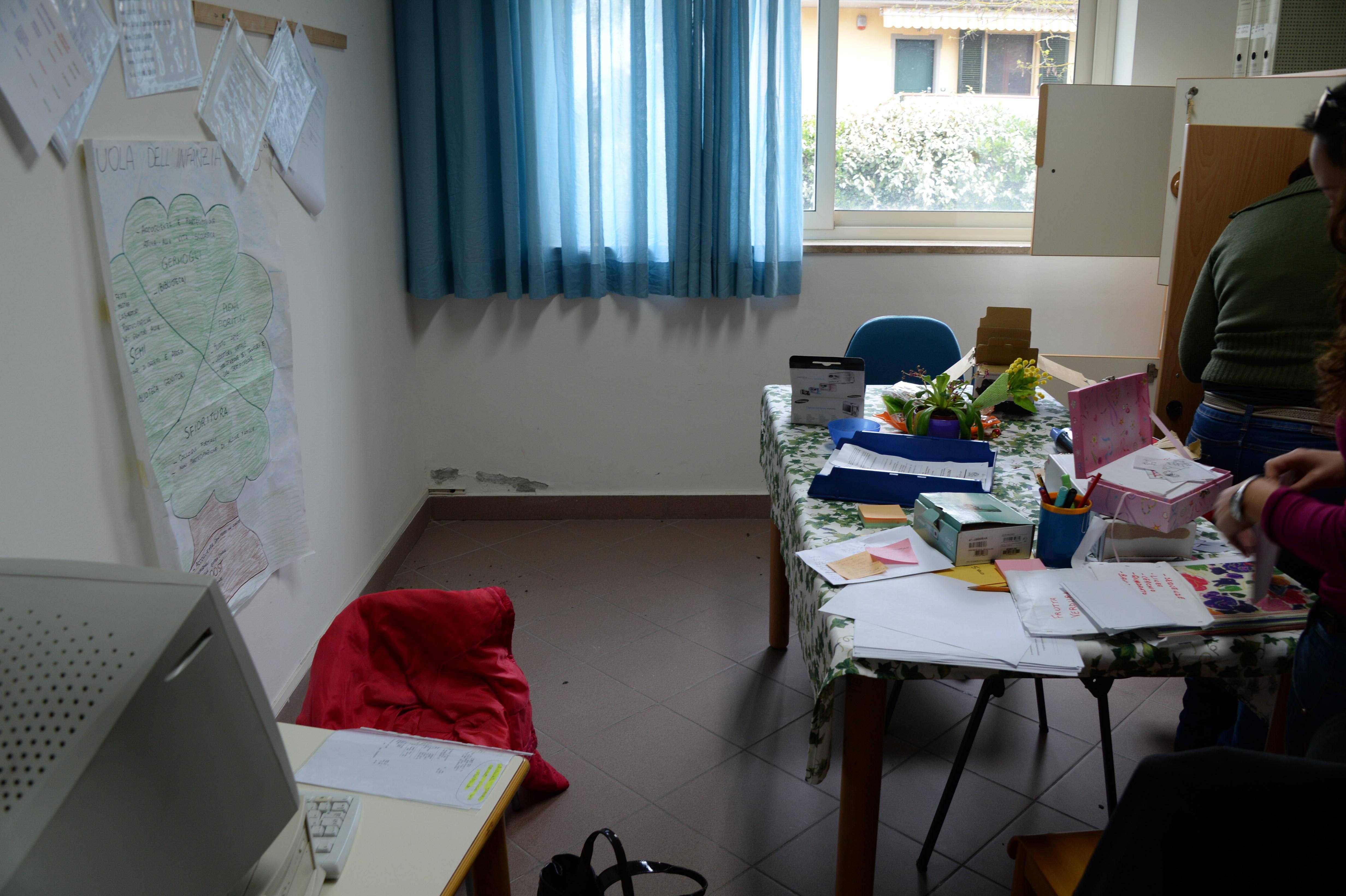 Ancora furti nelle scuole a Pontedera