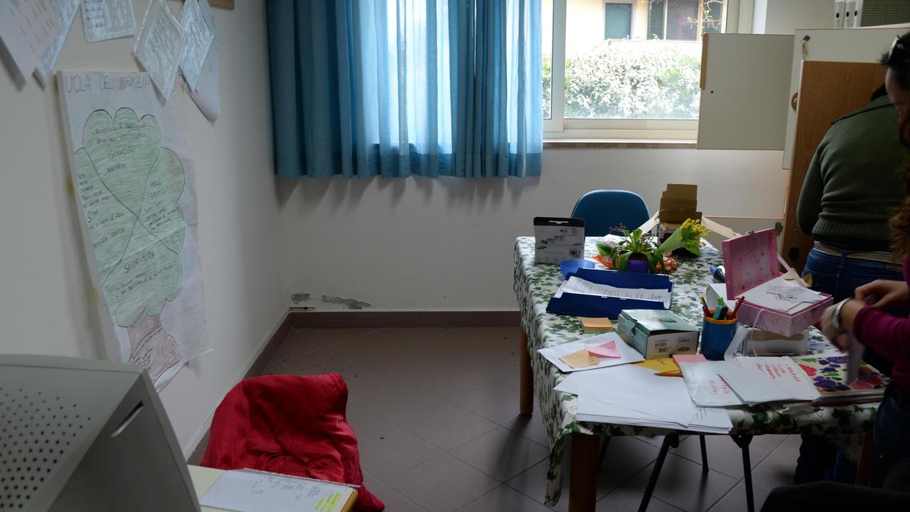 Ancora furti nelle scuole a Pontedera