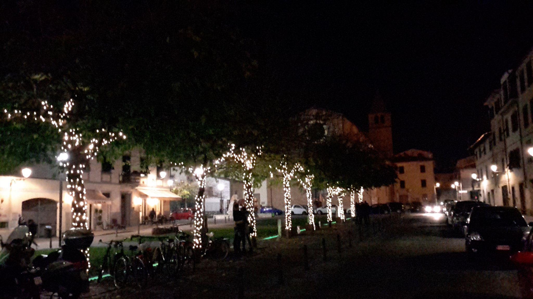 Luminarie in piazza Sant'Agostino