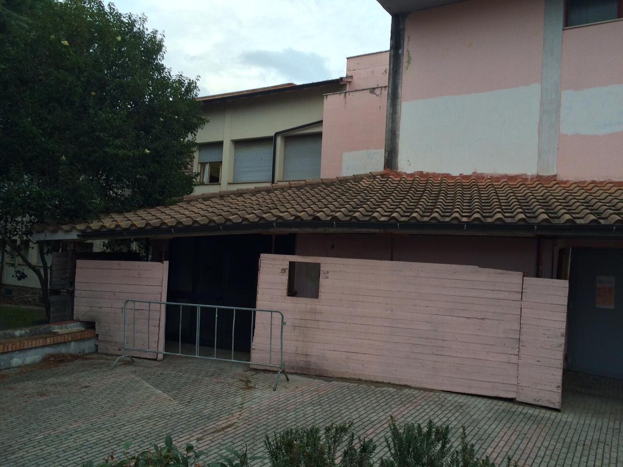 L'ingresso del teatro De Filippo a Cecina