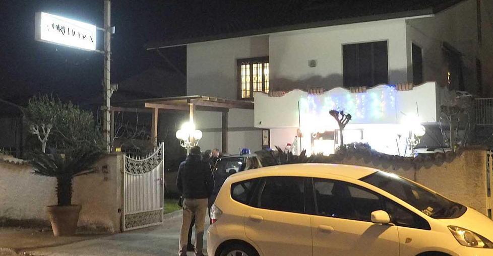 «Cacciavite alla gola per aprire il forziere» 