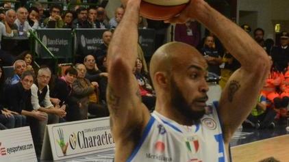 Il popolo biancoblù diviso: «Fischi legittimi». «Stiamo uniti»