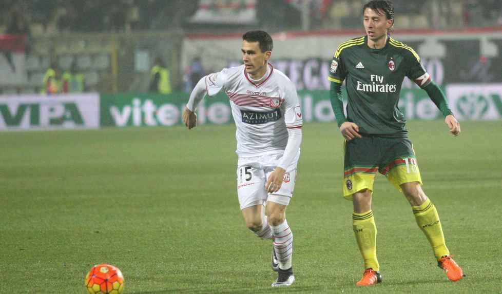Il Milan punge poco e tardi Il Carpi strappa il pareggio 
