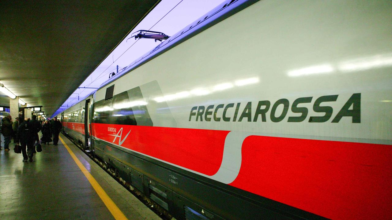Un treno Freccia Rossa