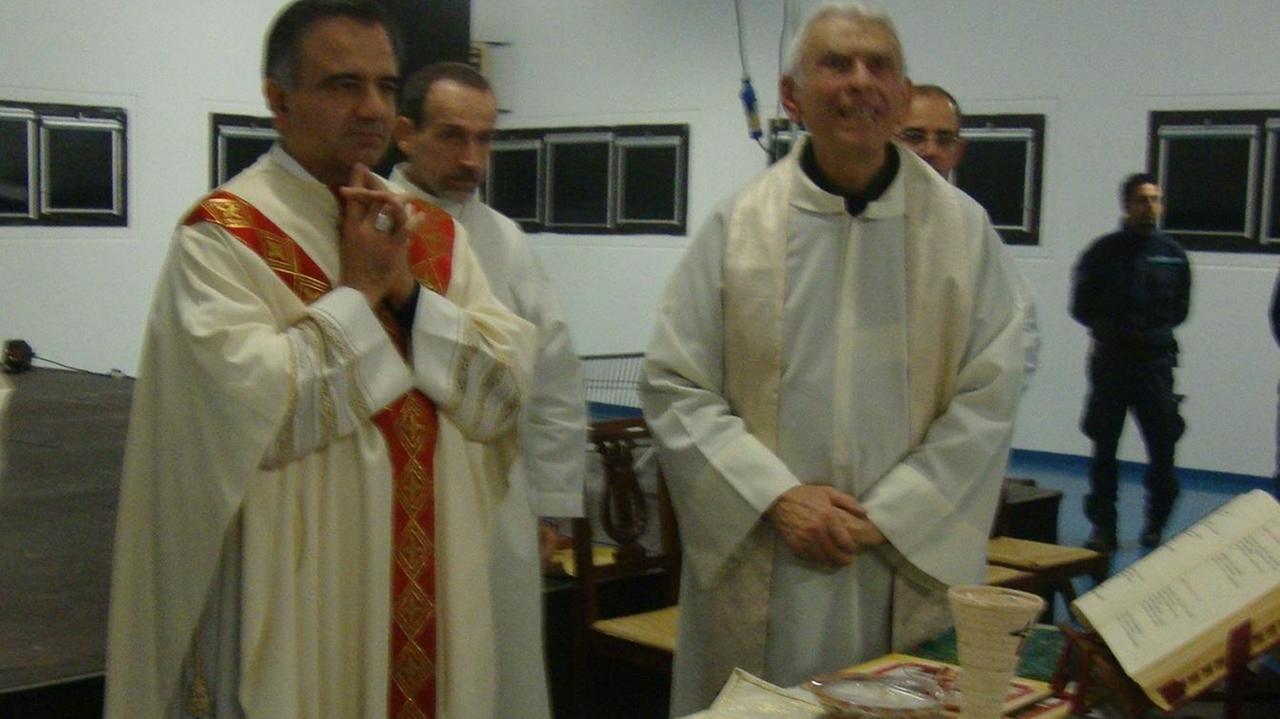 Il vescovo di Modena apre il Giubileo della Misericordia in carcere