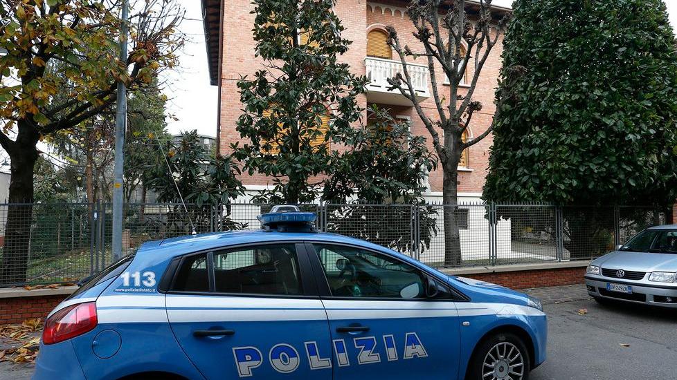 Una 85enne di Modena fa arrestare i truffatori