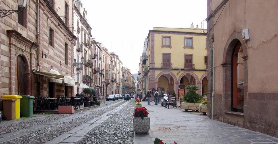 Natale al Corso in arrivo, nuove disposizioni per le auto