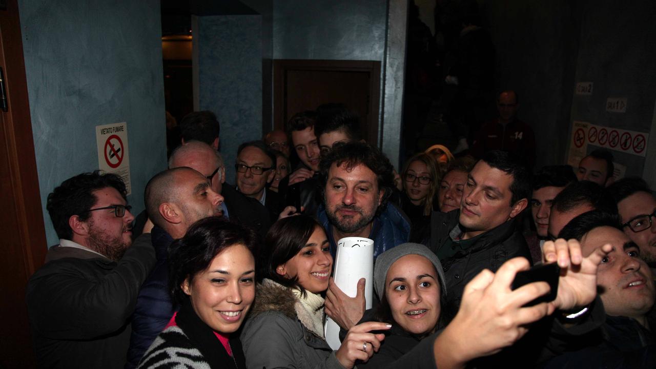 L'entusiasmo per Leonardo Pieraccioni al cinema Goldoni