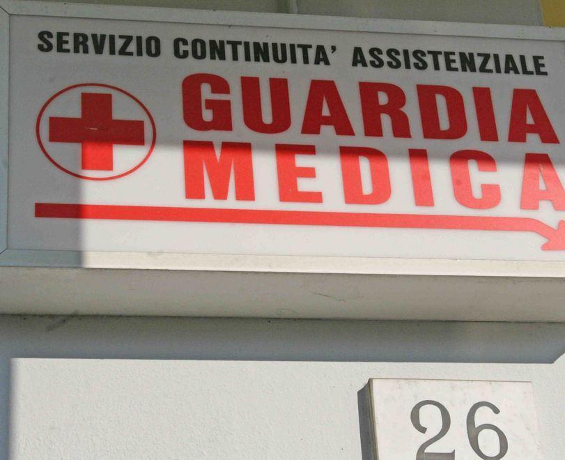 Guardia medica: servizio potenziato, ma non basta 