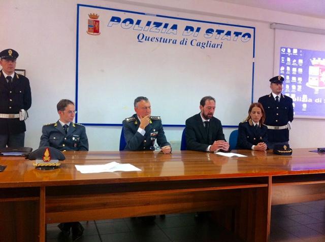 La conferenza stampa congiunta Polizia-Guardia di finanza (foto Mario Rosas)