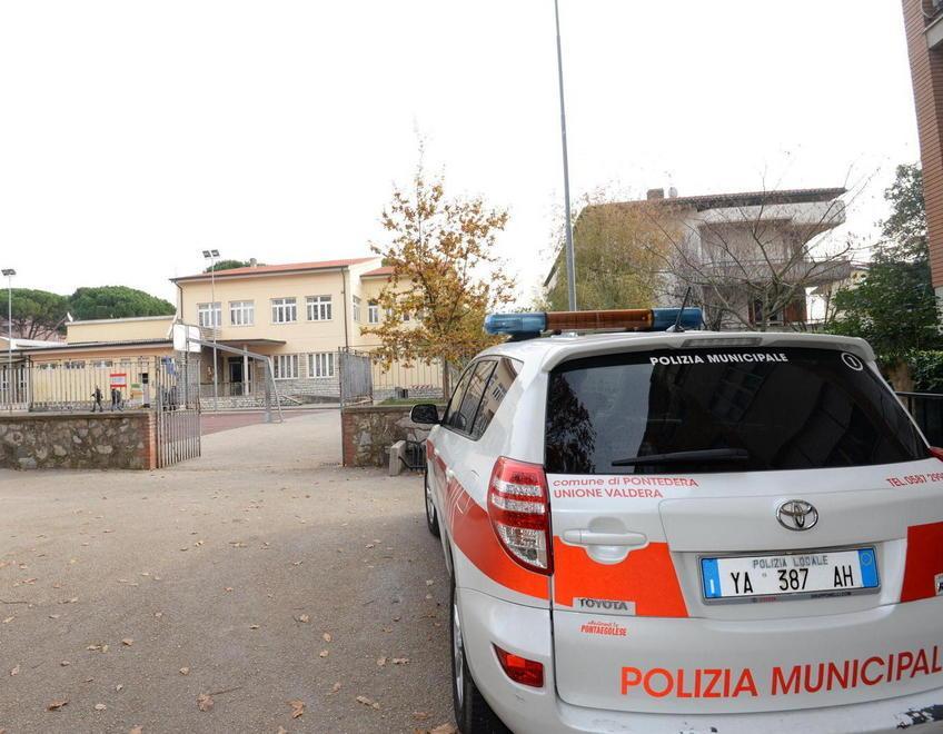 Ladri nelle scuole, potrebbe esserci un minorenne