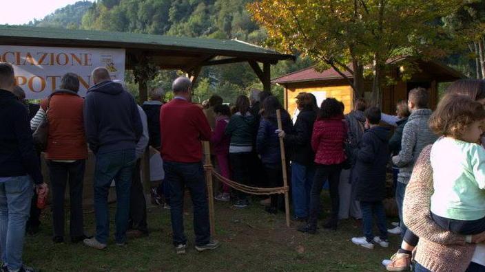 I vandali contro la “casina degli artisti”