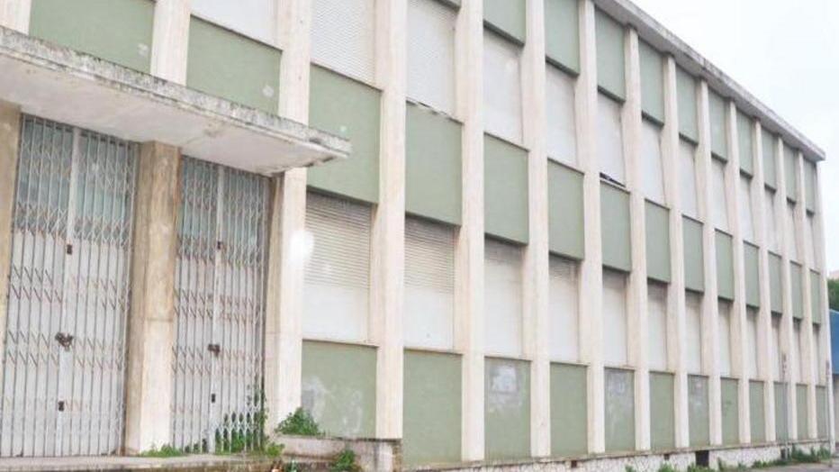 4mila metri quadri e maxi-parcheggio