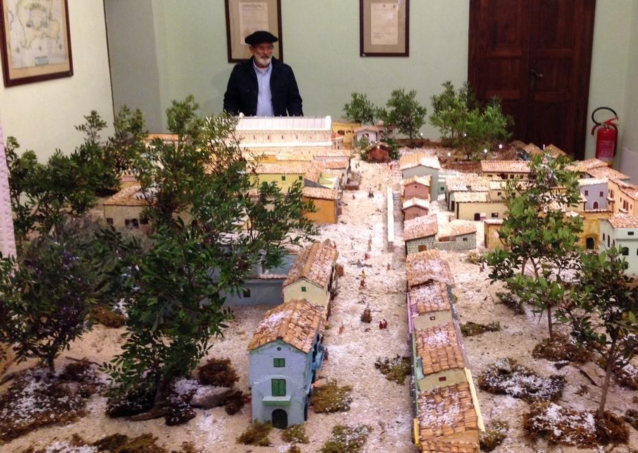 Il vecchio Santu Bainzu diventa presepe