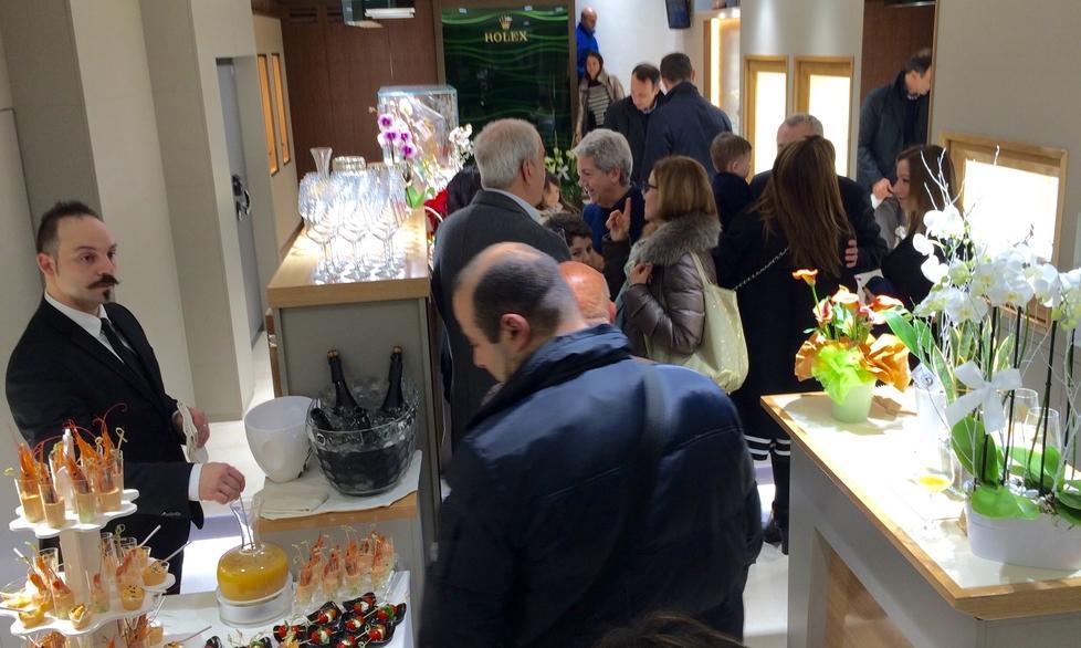 Riapre la storica Gioielleria Rosas