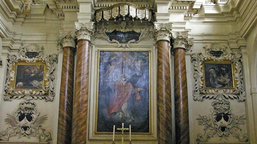 L'interno della chiesa restaurata