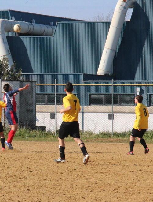 Una partita di calcio giovanile (foto d'archivio)