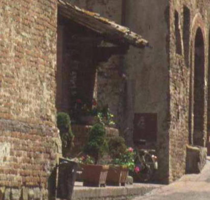 Rubano il Gesù bambino in un presepe del borgo 