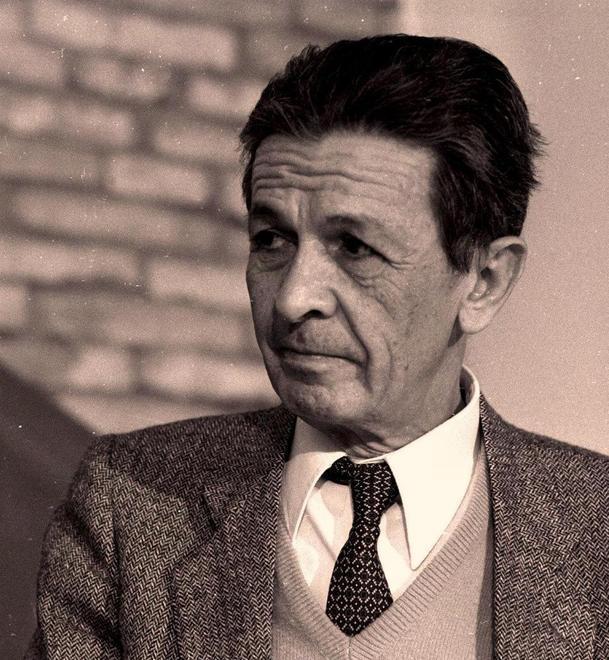 Ex presidenti, intellettuali e showgirl: gli alunni celebri delle scuole sarde