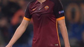 Col Bate basta lo 0-0 La Roma agli ottavi con un pieno di fischi