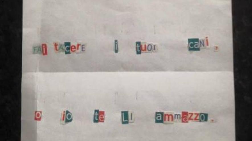 «Fai tacere i tuoi cani o io te li ammazzo»