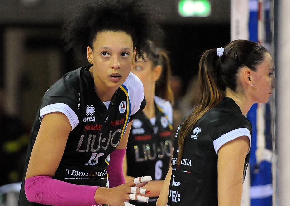 Liu Jo a Bolzano per rialzare la testa 