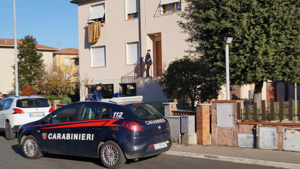 I carabinieri fanno il sopralluogo a Venturina