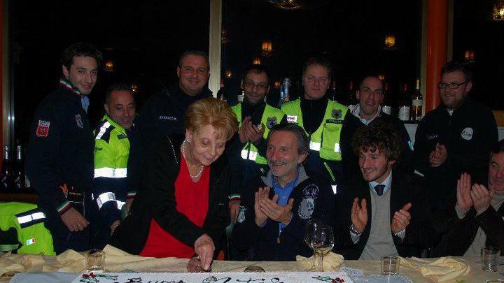 La presidente della Ssp Ida Martellini con il sindaco Giuseppe Bellandi durante una passata edizione della cena degli auguri