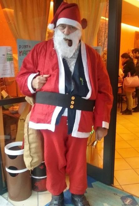 Un Babbo Natale speciale e una soffitta piena di regali
