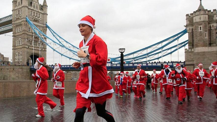 I Babbi Natale alla Maratona del 20