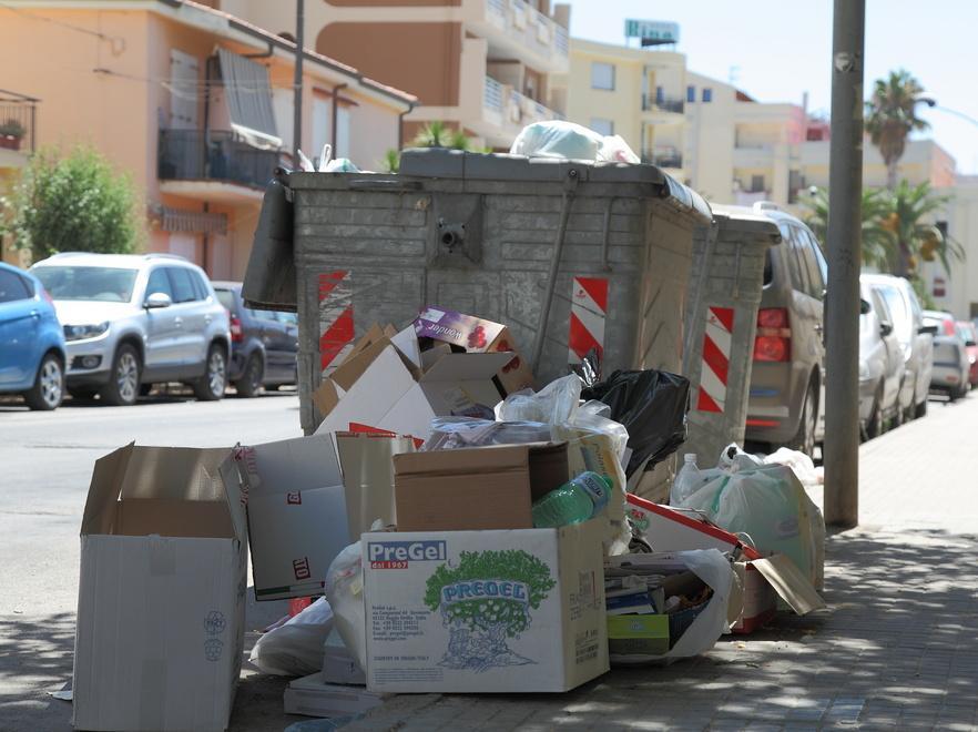 Nuova proroga alla Aimeri per la raccolta dei rifiuti