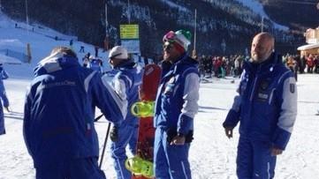 Sulle piste si spara di notte Turisti in arrivo e neve buona