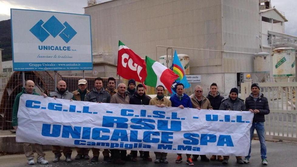 Unicalce, a casa quattro operai