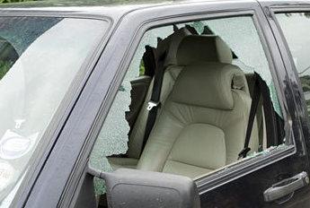 Colpi sulle auto in sosta concluse le indagini