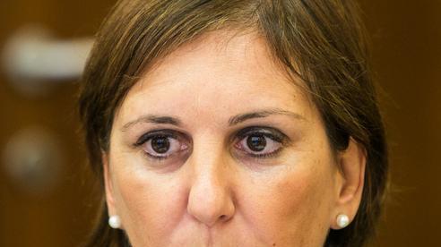 Le opposizioni: «Basta bugie e imbrogli»