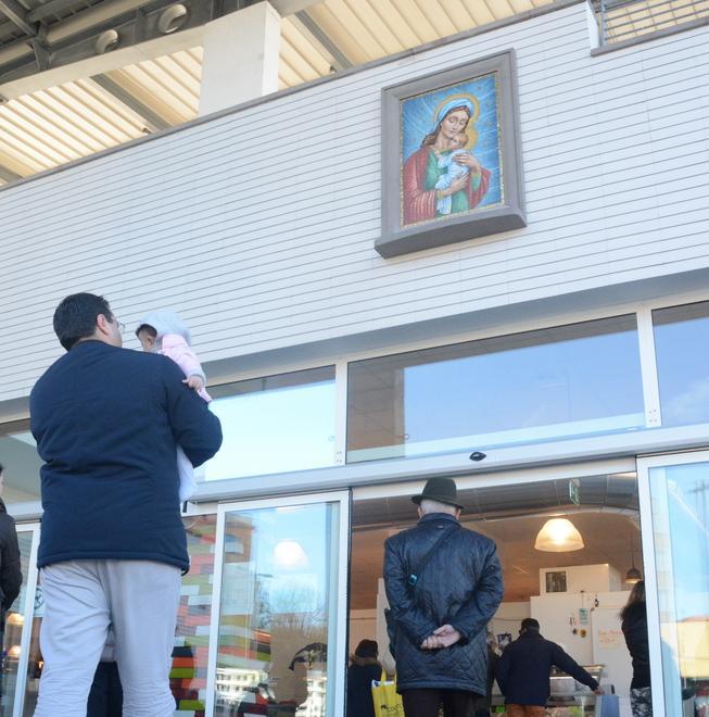 La Madonna col Bambino ritorna al mercato civico 