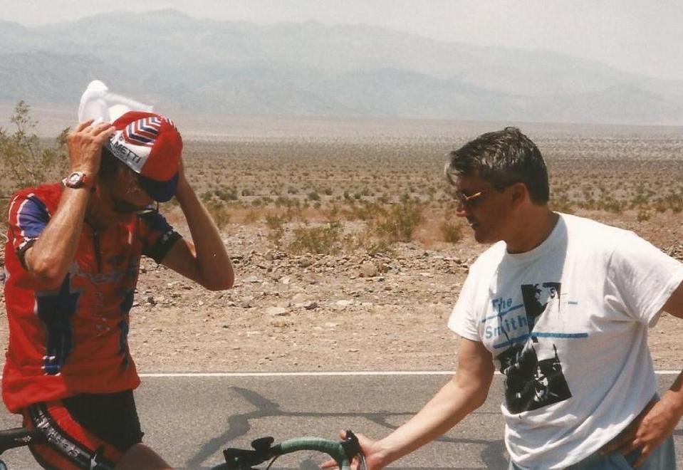 Con lo scrittore-ciclista Giovanni Zilioli nel 1998 durante la Race Across America