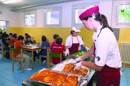 Una mensa scolastica a Massa (foto d'archivio)