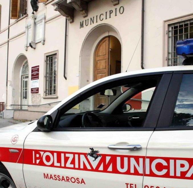 Provoca incidente e fugge: denunciato pirata della strada 