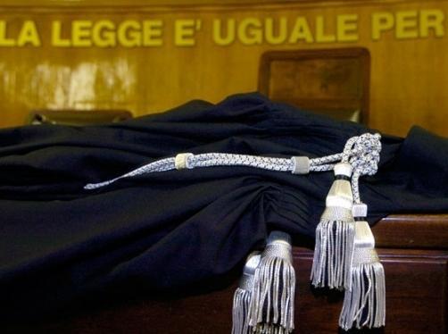 Modena, “beneficiato” per 2 milioni: non fu plagio 