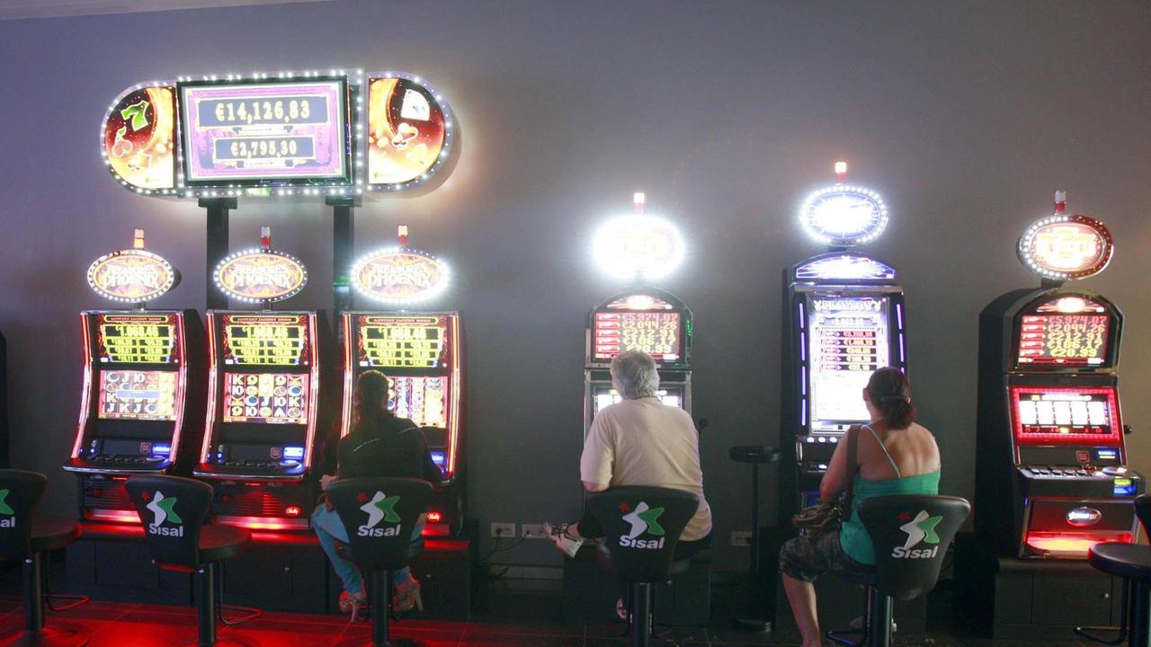 Le slot invadono la Lucchesia