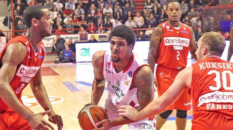 Pistoia, che vittoria domata anche Varese