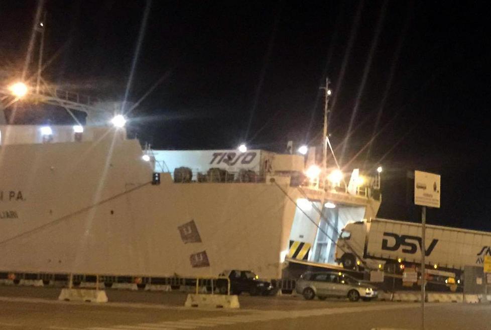 Armi sul porto, tutti i partiti vogliono più informazioni 