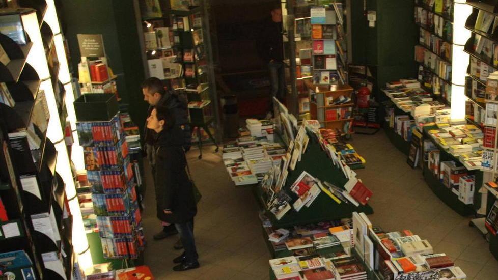 Venduta la storica libreria «La Vela»