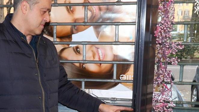 Viale Muratori: i ladri forzano l’ingresso ma scatta l’allarme in negozio e scappano