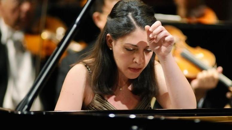 Rana, un talento della tastiera sul palcoscenico del Valli