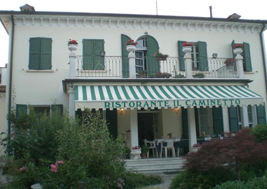 Svegliata in camera dai ladri incappucciati 