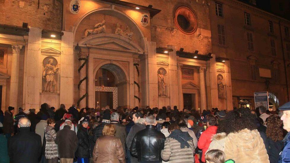 Aperta la Porta Santa «È il tempo del perdono»
