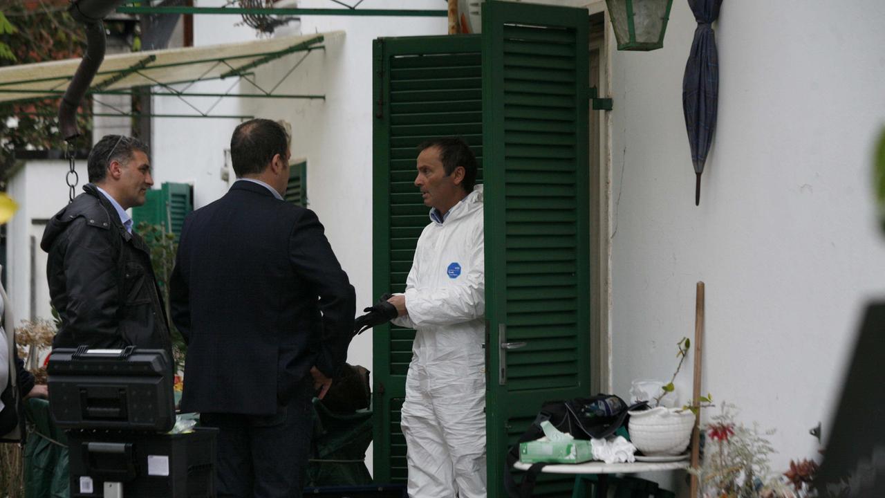La villetta di via Viner a Forte dei Marmi subito dopo l'omicidio di Luana Mariani