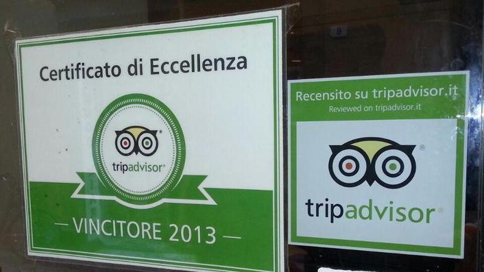 Giudizi a pagamento, anche Tripadvisor contro questa pratica